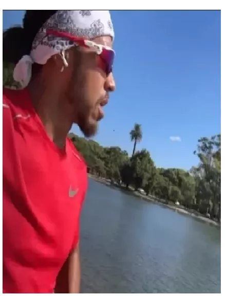 Screenshot 2022-12-30 at 19-03-28 Lewis Hamilton sorprendió con su visita en Argentina y corrió por la Facultad de Derecho - NA - copia (3) - copia