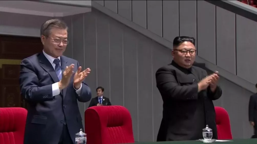 5ba292d7a59cb.oo_1004x564