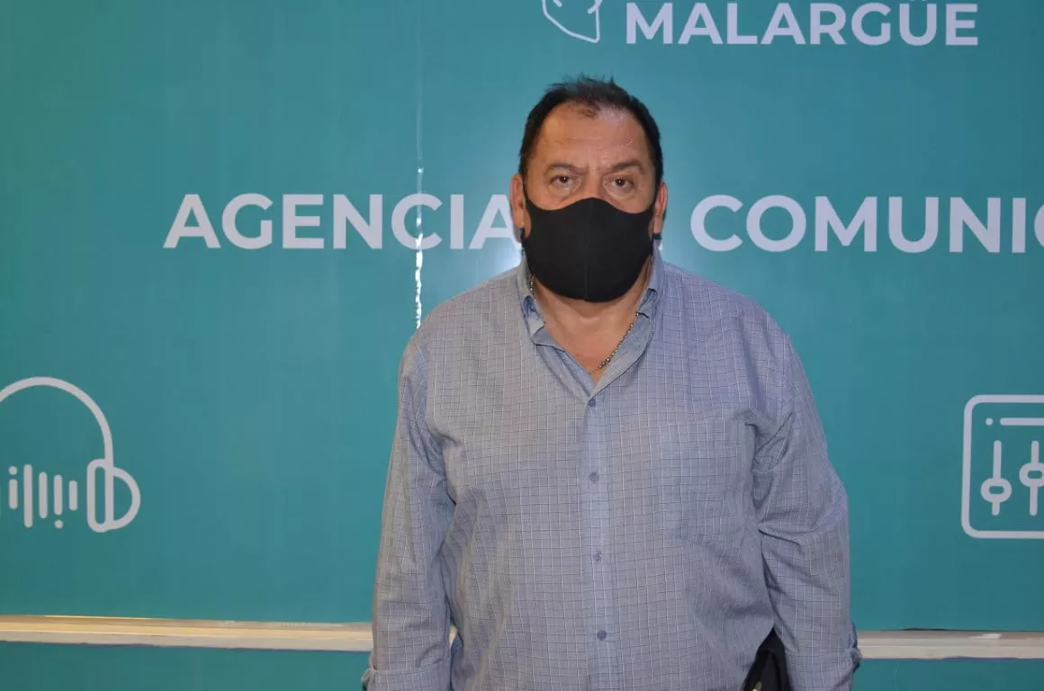 01e11aae-8dae-477f-9b53-2d3f917b7603