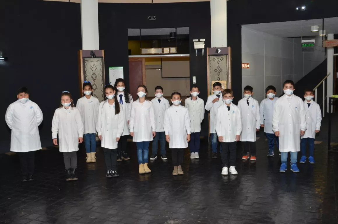 9e3f90a4-0c2e-4199-893c-adbde8d3b48f