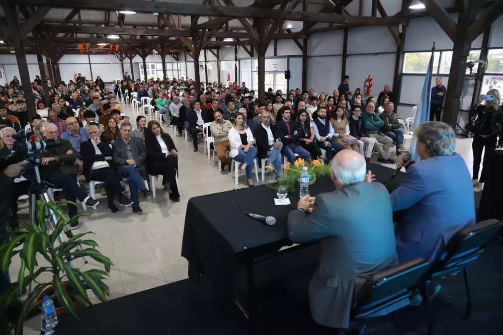 WhatsApp Image 2023-04-12 at 21.24.58(1)