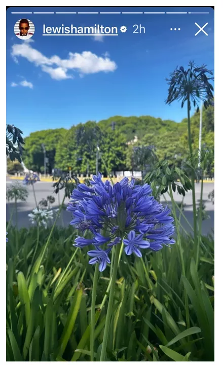 Screenshot 2022-12-30 at 19-03-28 Lewis Hamilton sorprendió con su visita en Argentina y corrió por la Facultad de Derecho - NA - copia (2) - copia