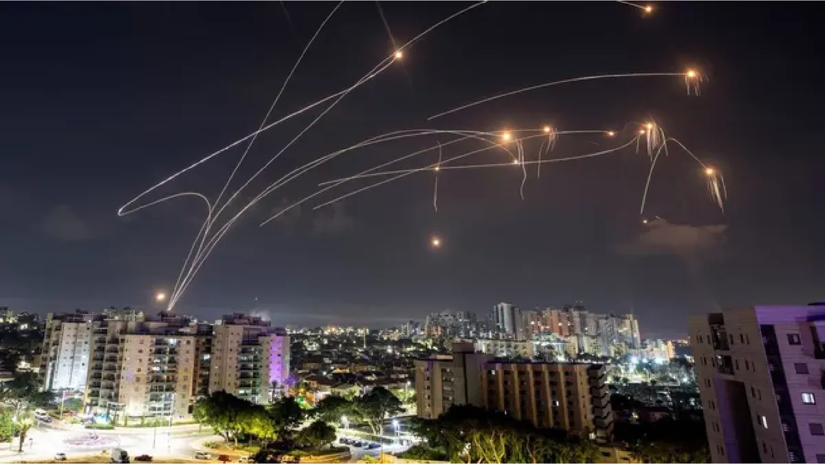 los-impactantes-videos-del-ataque-iran-israel