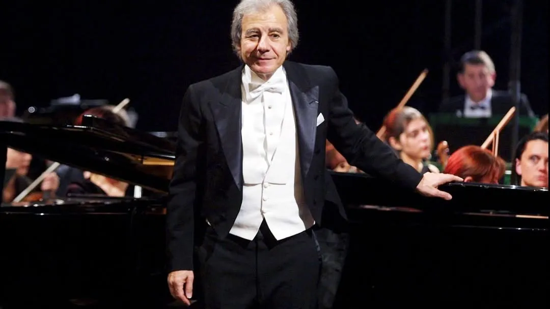 Lamentamos el fallecimiento de Lalo Schifrin, compositor, pianista y director de orquesta, uno de los más grandes creadores de música para cine y televisión de la historia.Nació en Buenos Aires en 1932. Su padre, Luis Sch