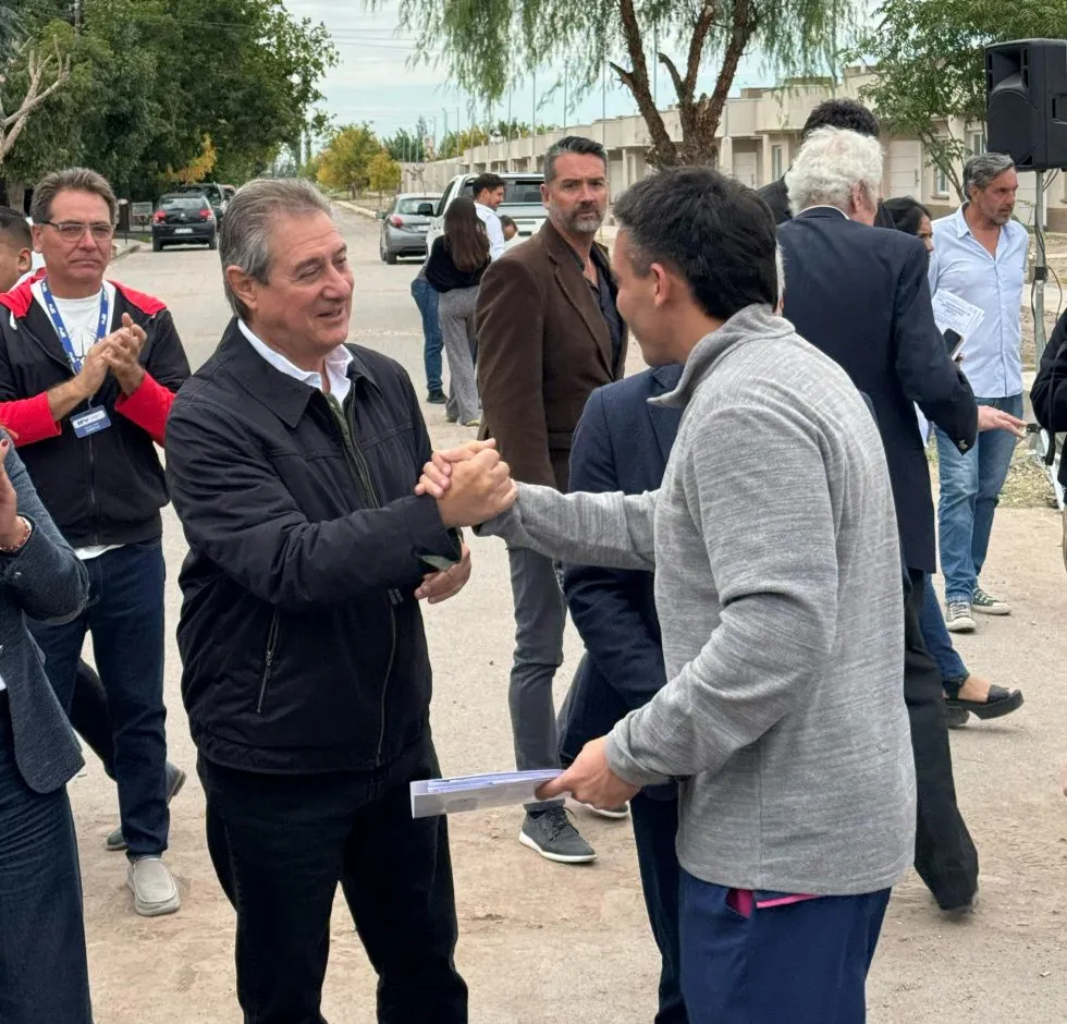 WhatsApp-Image-2025-03-12-at-11.58.42-1-980x1307