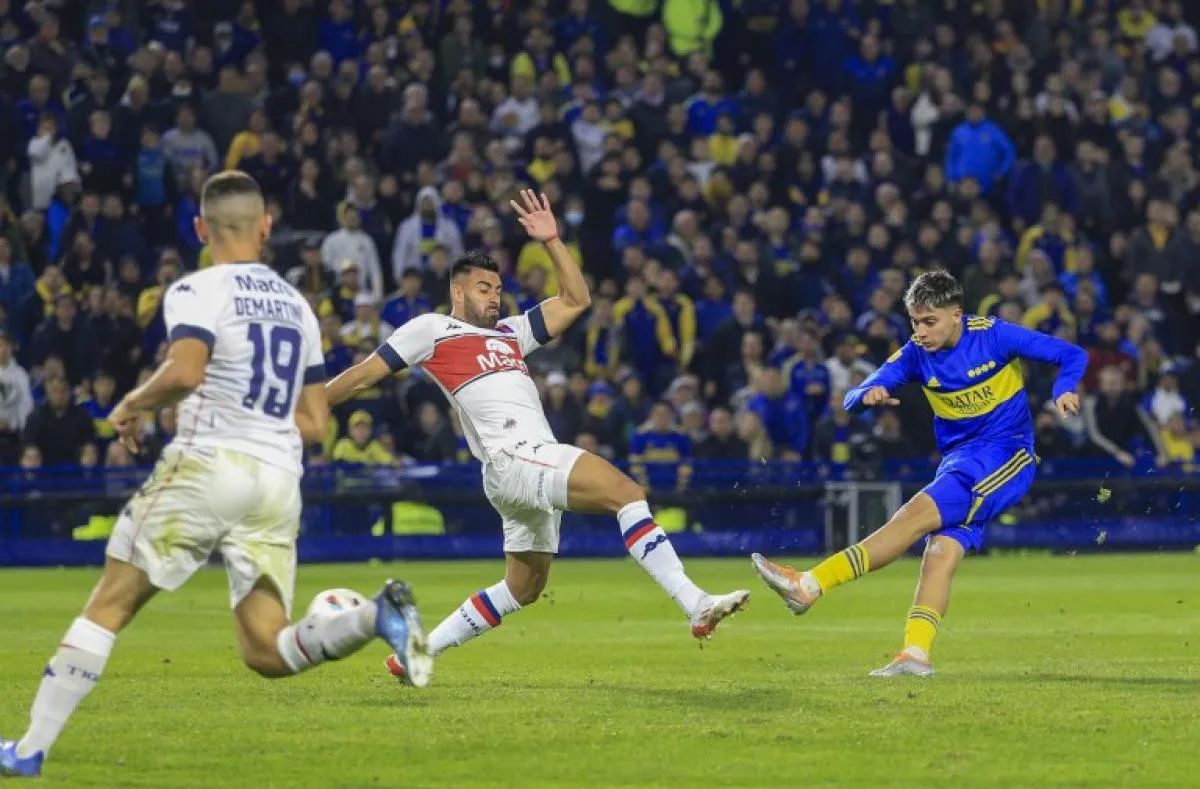 41533a4f70af985477f00764dee5042a_M