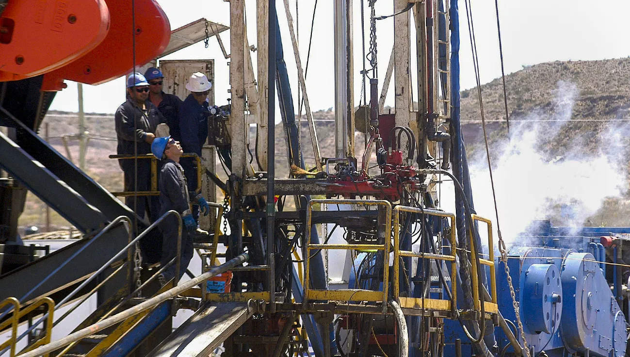 multimedia.normal.aacb99b3354310db.506574726f6c656f204e716e5f6e6f726d616c2e6a7067