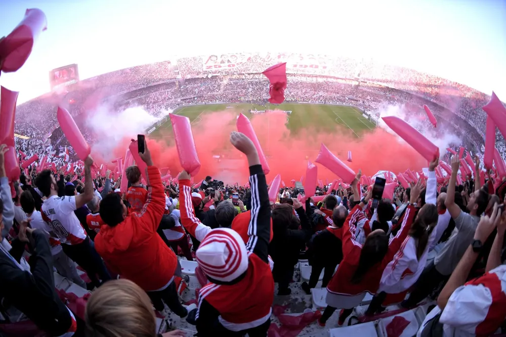 07-05-2023_los_hinchas_de_river_plate-1-scaled