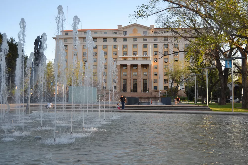 Casa_de_Gobierno_de_Mendoza_01
