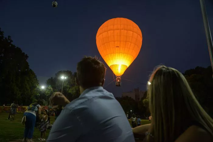 Ciudad-de-Mendoza-Peatonal-del-Vino_-700x467