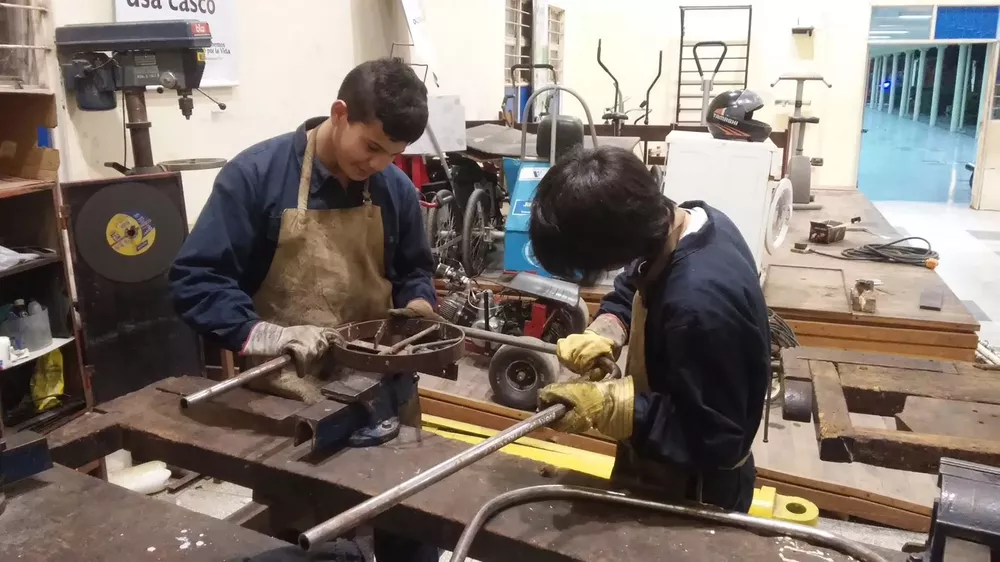 Escuela-tecnica-argentina-alumnos-1920-1