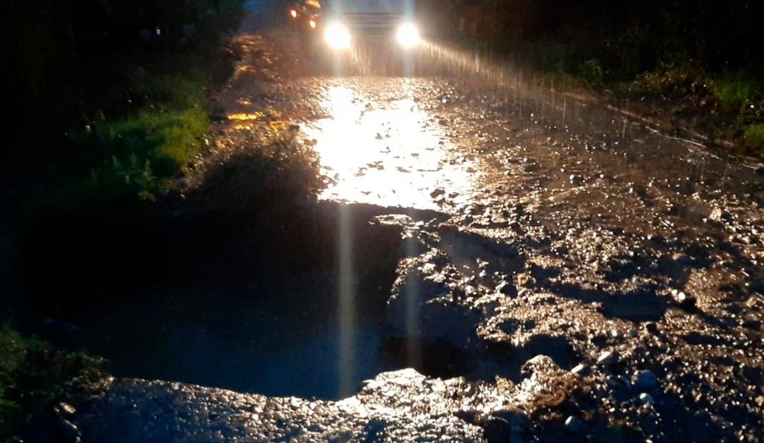 Caminos-anegados-por-las-lluvias-1