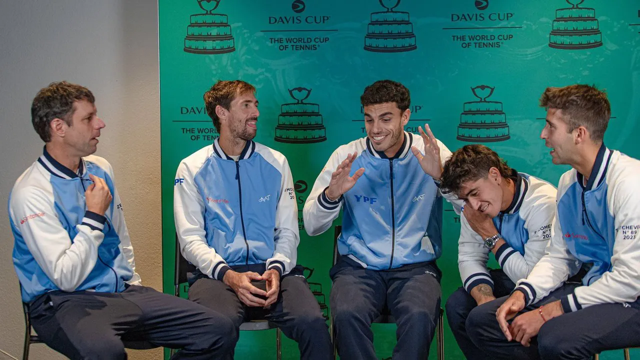 o_b8e5d5fa5beb3dbfe32942740441bf67