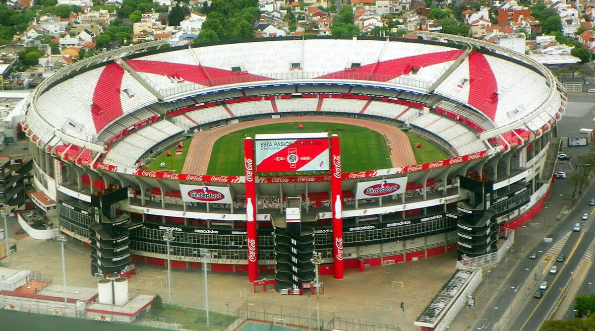 el-estadio-monumental-se-cuida-a-distancia