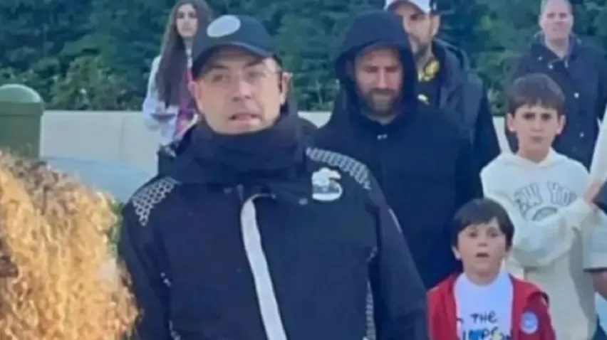 Screenshot 2023-04-18 at 13-35-18 Revolución por Messi en Euro Disney quiso camuflarse con su familia pero lo descubrieron - NA