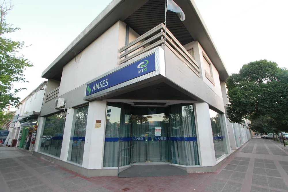 multimedia.grande.90ac992dd8d6c521.494d475f313536355f6772616e64652e4a5047