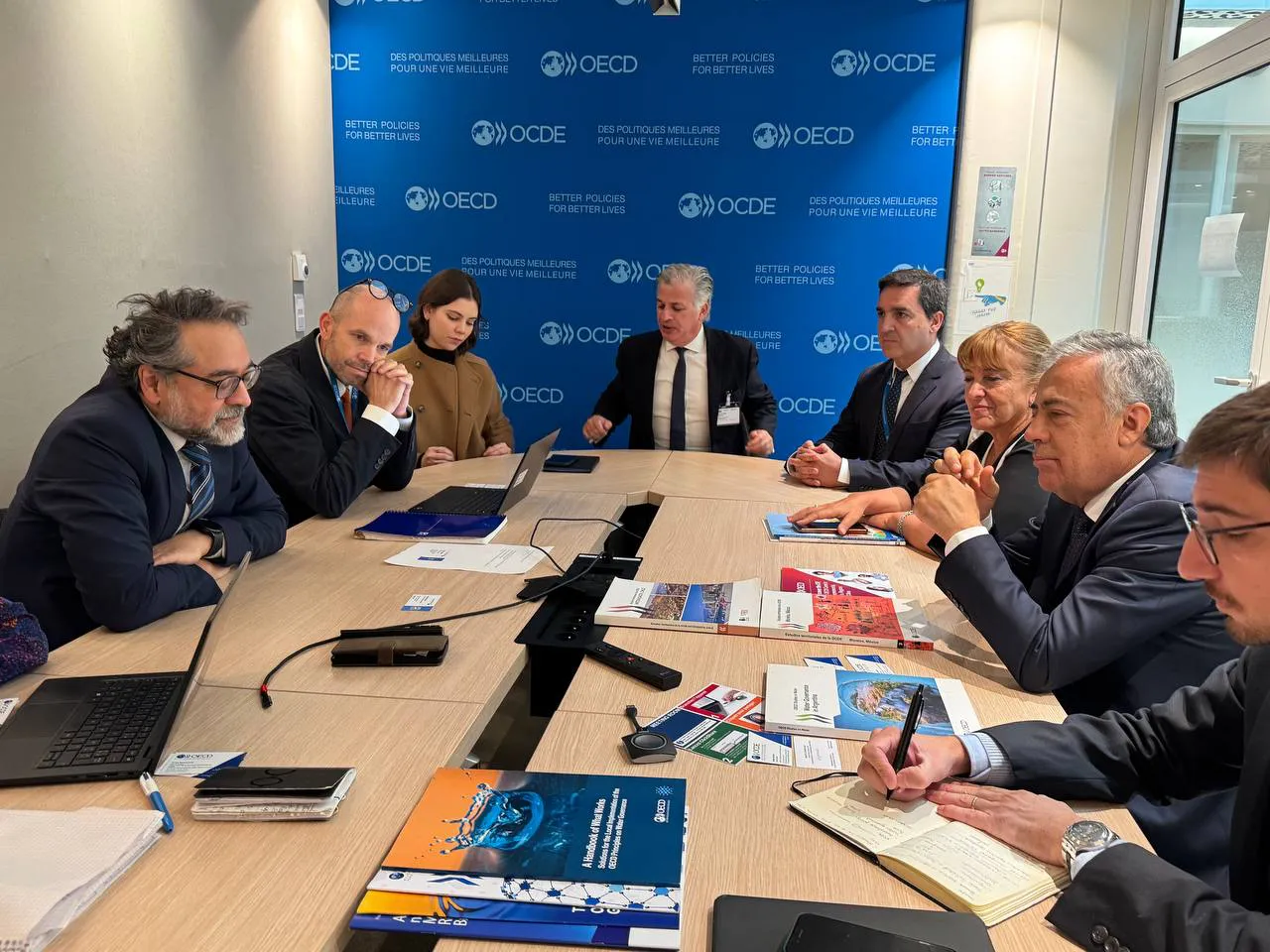 photo_4999185390032236054_y