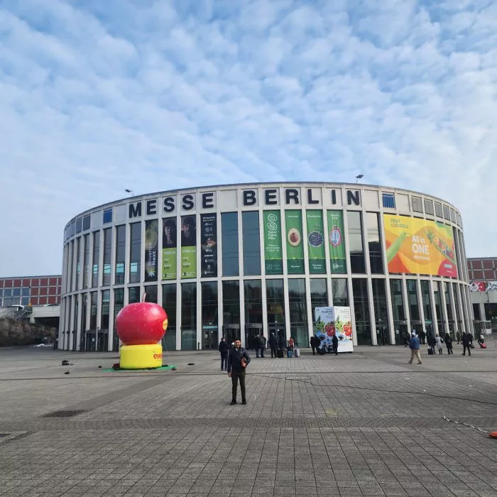 70aa974e-29fa-4ecf-8633-682e861cc243-1-700x700