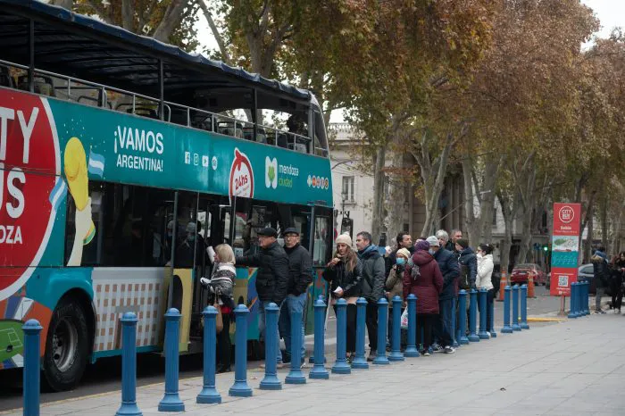 Turistas-3_Junio-700x466