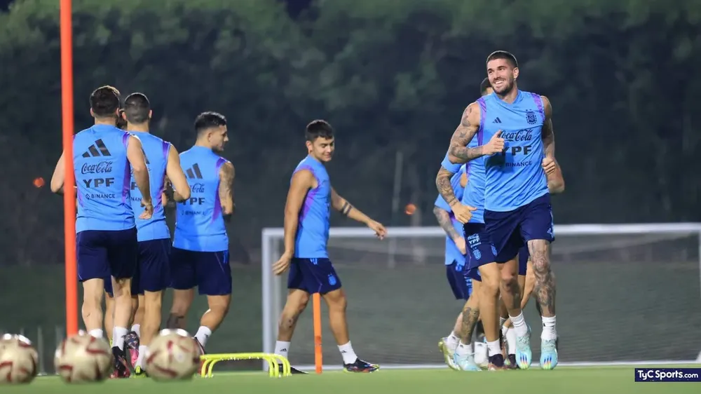entrenamiento-de-la-seleccion-argentina-antes-de-francia_1440x810_wmk