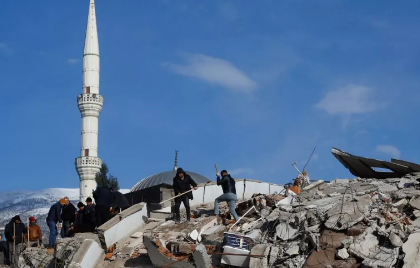 Screenshot 2023-02-08 at 12-46-00 Ya son más de 10.000 los muertos por el terremoto en Turquía y Siria - NA