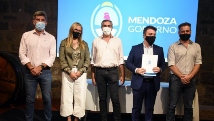 13-1-Mendoza-TEC-financiamiento-002-800x453-1-700x396