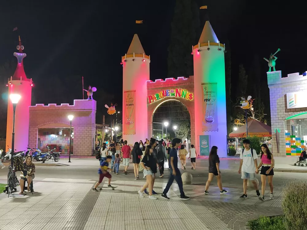 330803126_5222394021196997_5766920472876723411_n