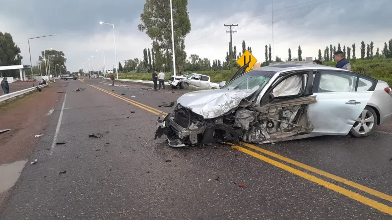 brutal-accidente-vial-general-alvearjpeg