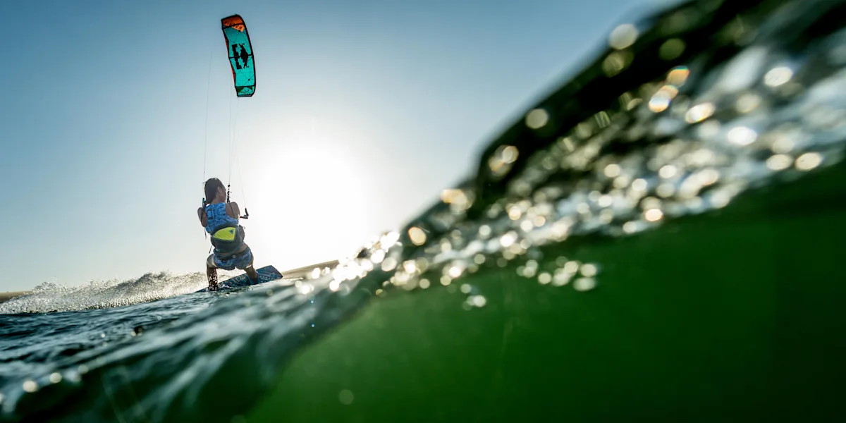 bruna-kajiya-kite-surf