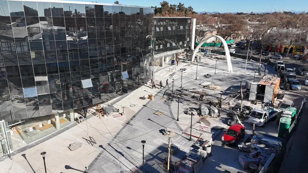 518361777_1204505081704603_7861906814739921002_n